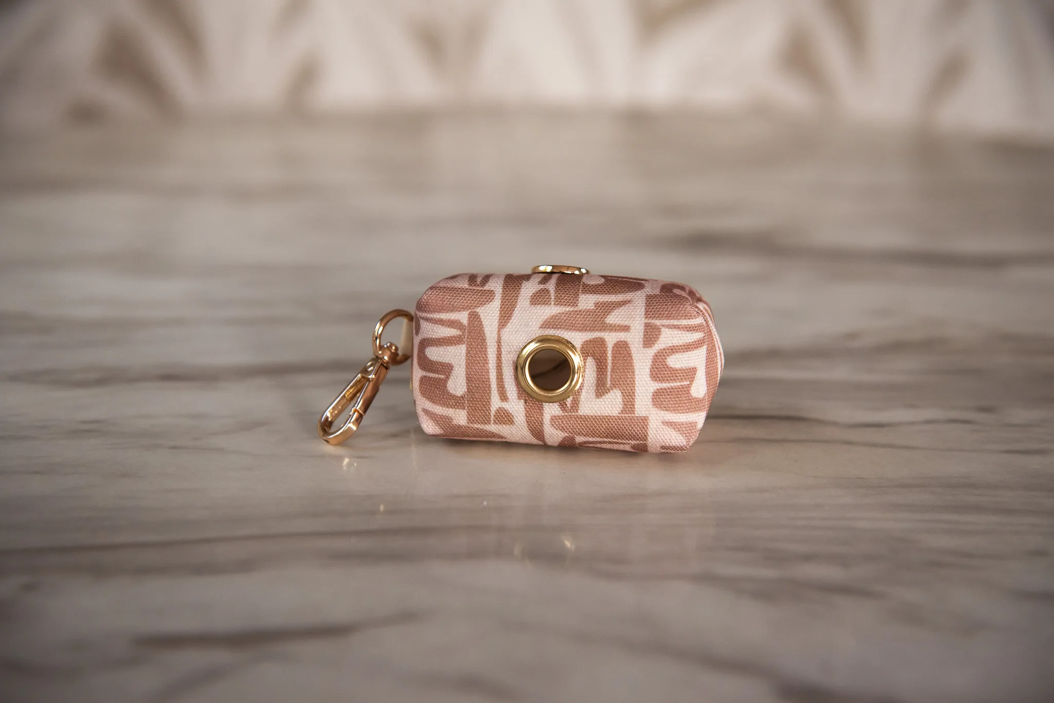Floofs & Cookies - Mauve Poopbag Holder - Afbeelding 2
