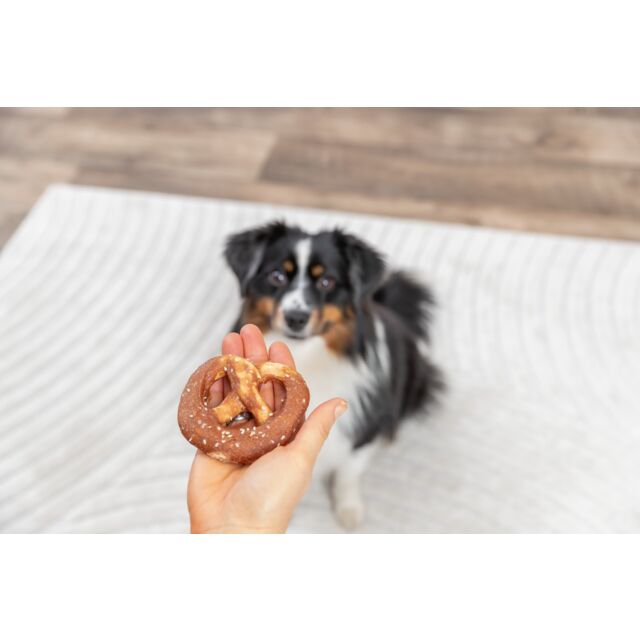 Pretzel met eend – 9 cm | 40 gram - Afbeelding 2