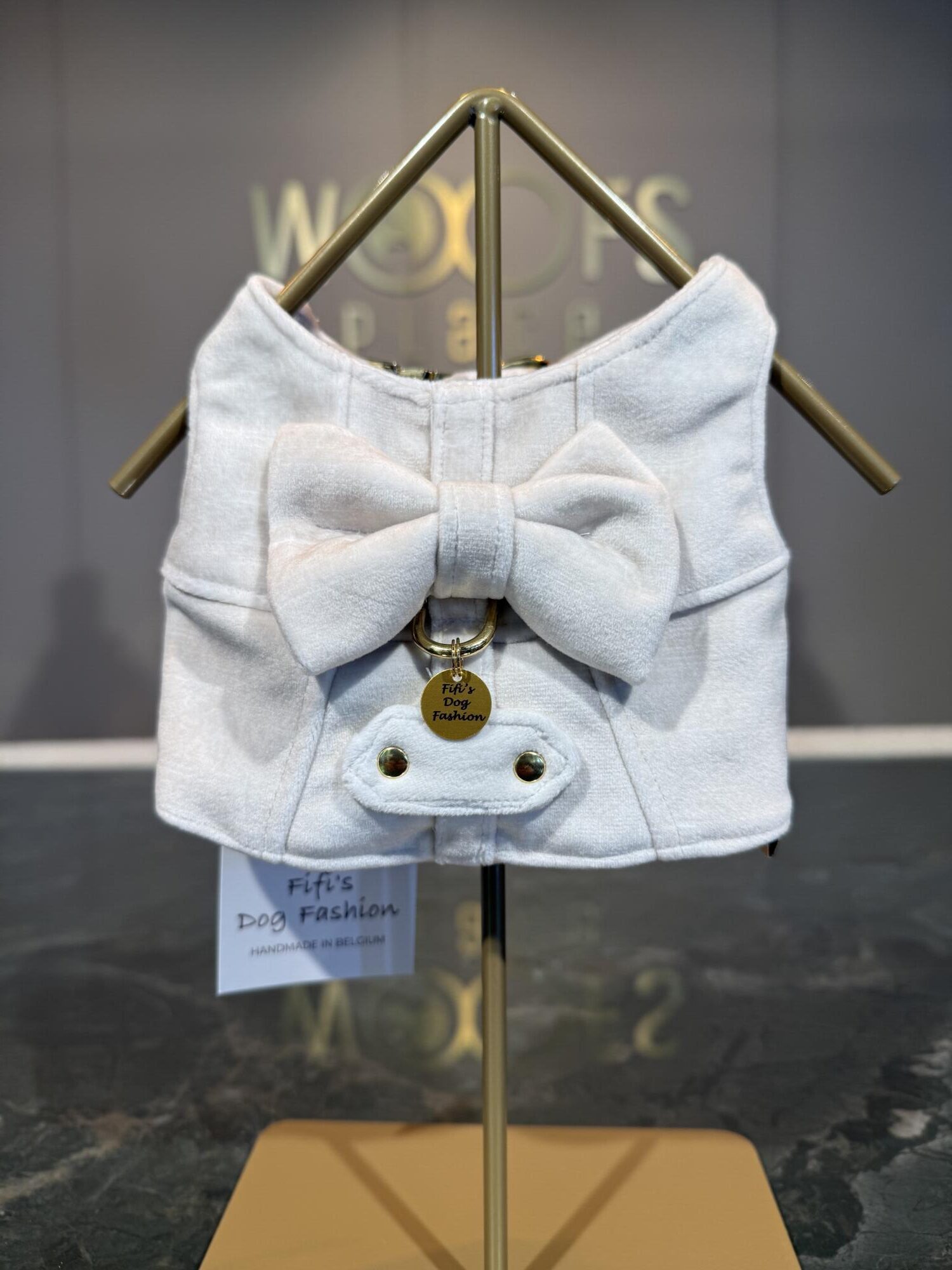 Fifi's Dogfashion - Old School Bow Ecru Velvet Harness