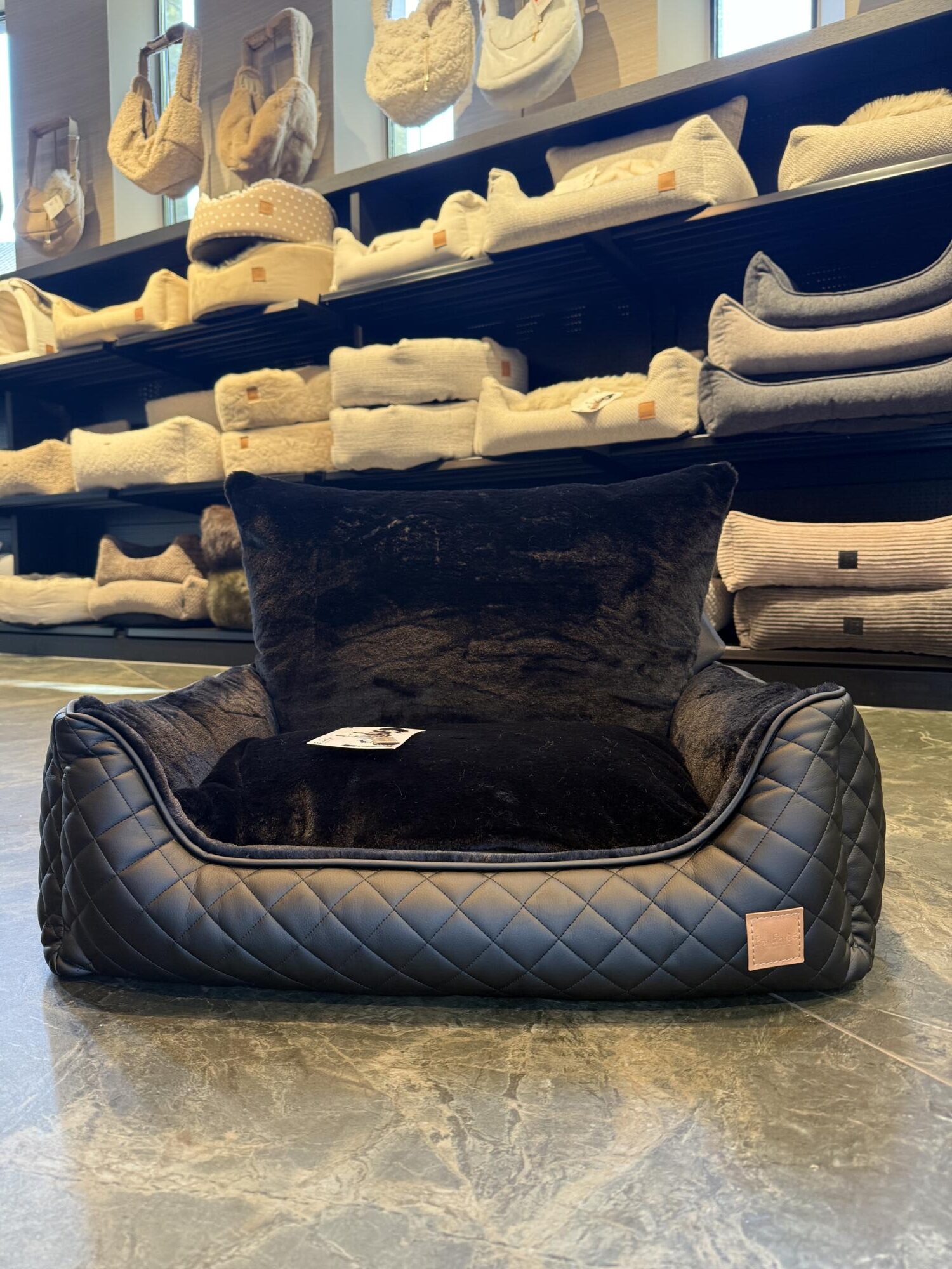 De Bau Baru Ischia Trap Black + Castorino Big
